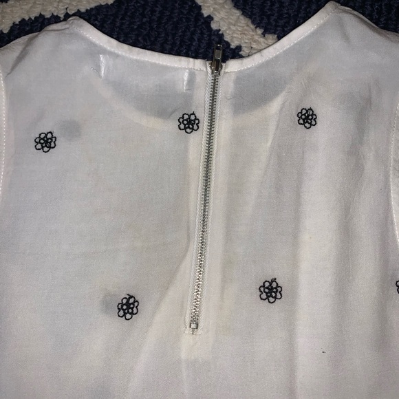 Cute dressy tank with black embroidery. - Picture 8 of 9